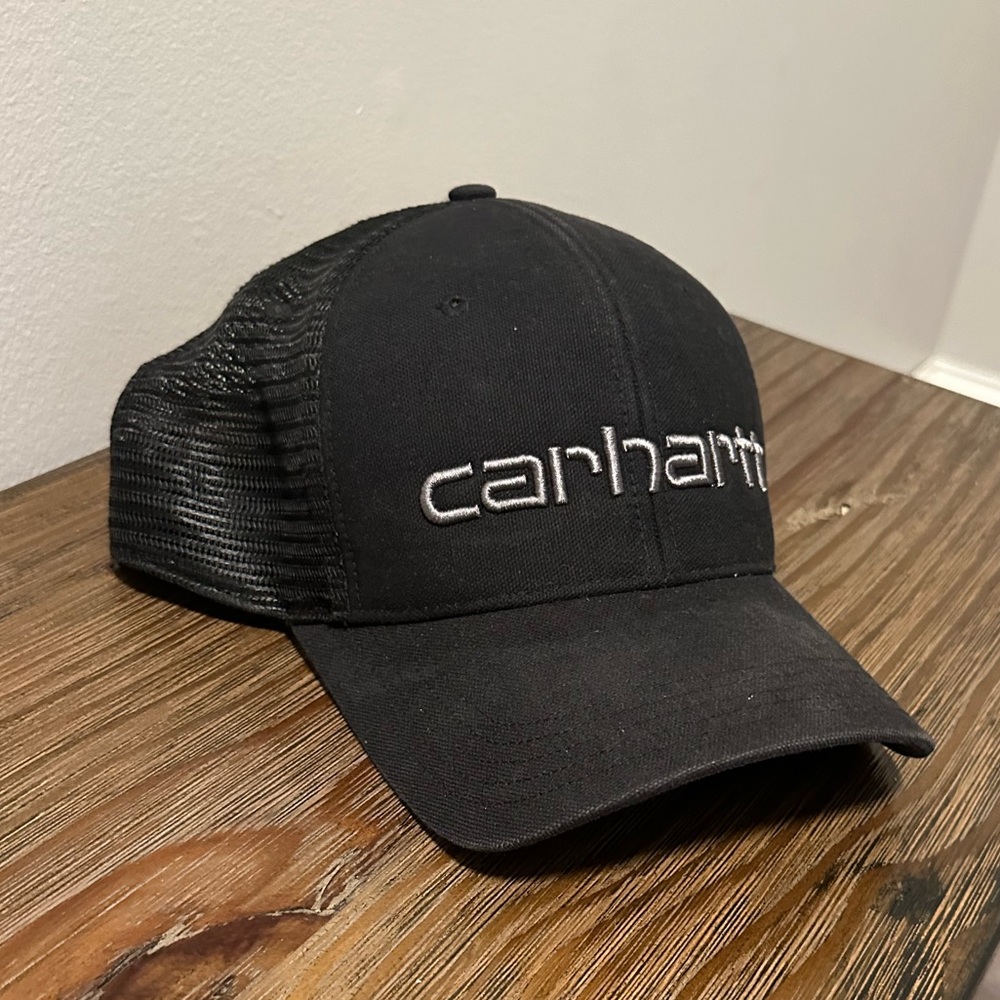 Carhartt hat